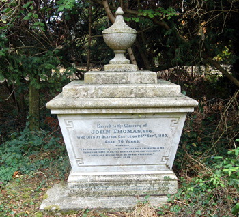 The tomb of John Thomas October 2009